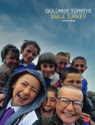 Gülümse Türkiye - Smile Turkey | Kırmızı Kedi