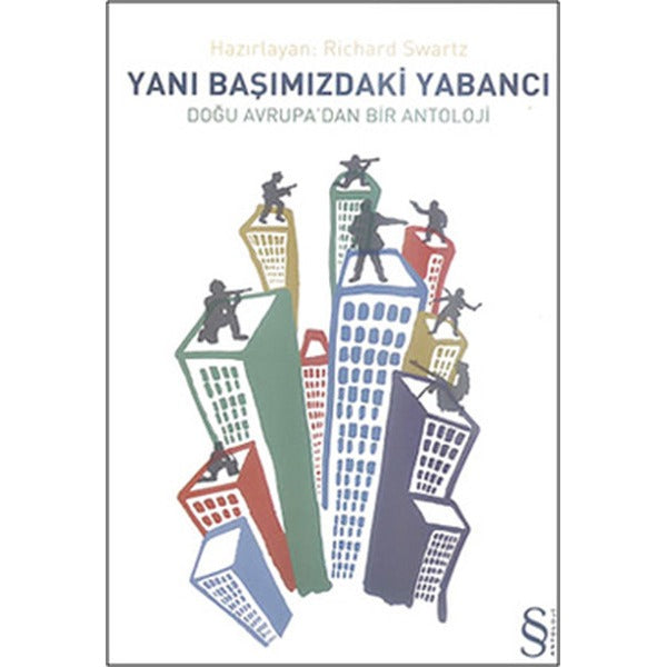 Yanı Başımızdaki Yabancı | Everest Yayınları (Ciltsiz)