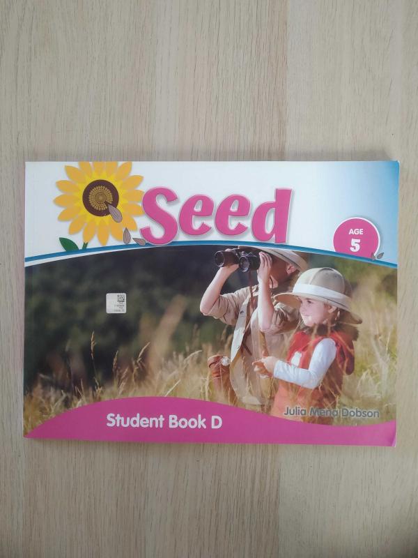 Seed Age 5 Student Book D - JULİA MENA DOBSON kitap kapağı