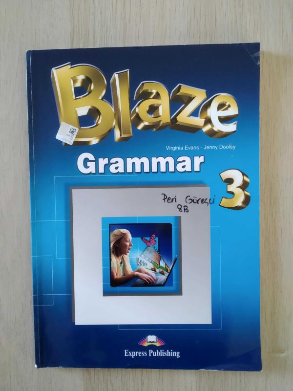 BLAZE 3 students book + blaze 3 workbook grammar in use 2 kitap - VİRGİNİA EVANS - JENNY DOOLEY kitap kapağı
