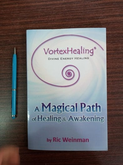A Magical Path of Healing Awakening - Ric Weinman kitap kapağı