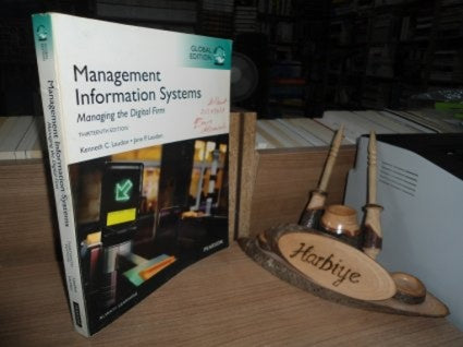 Management Informatıon Systems - Managıng The Dıgıtal Fırm - Thırtenth Edıtıon - KENNETH LAUDON - JANE LAUDON kitap kapağı