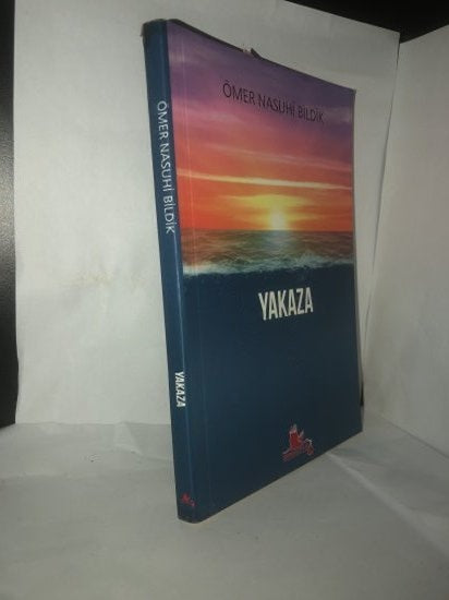Yakaza - Ömer Nasuhi Bildik kitap kapağı