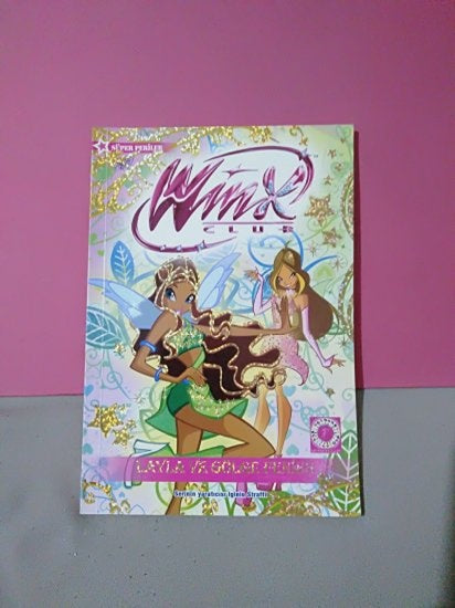 Winx Club - Layla ve Gölge Feniks - Iginio Straffi kitap kapağı