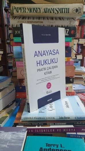 Anayasa Hukuku Pratik Çalışma Kitabı - Şeref İba kitap kapağı