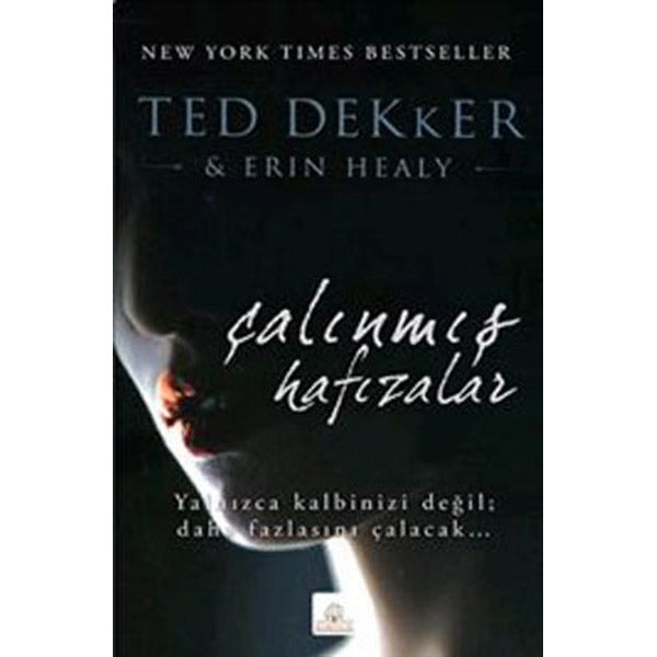 Çalınmış Hafızalar | Kyrhos Yayınları (İnce Kapak)