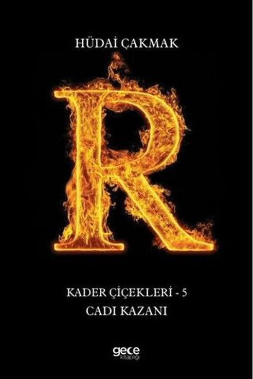 Cadı Kazanı - Kader Çiçekleri 5 | Gece Kitaplığı (Ciltsiz)