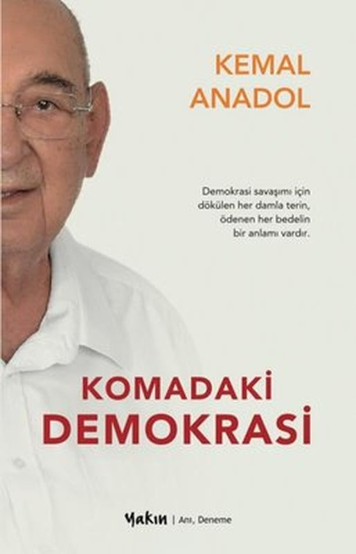 Komadaki Demokrasi | Yakın Kitabevi