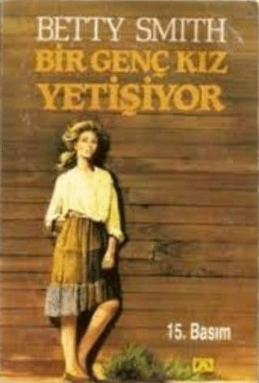 Bir Genç Kız Yetişiyor | Altın Kitaplar (Ciltsiz)