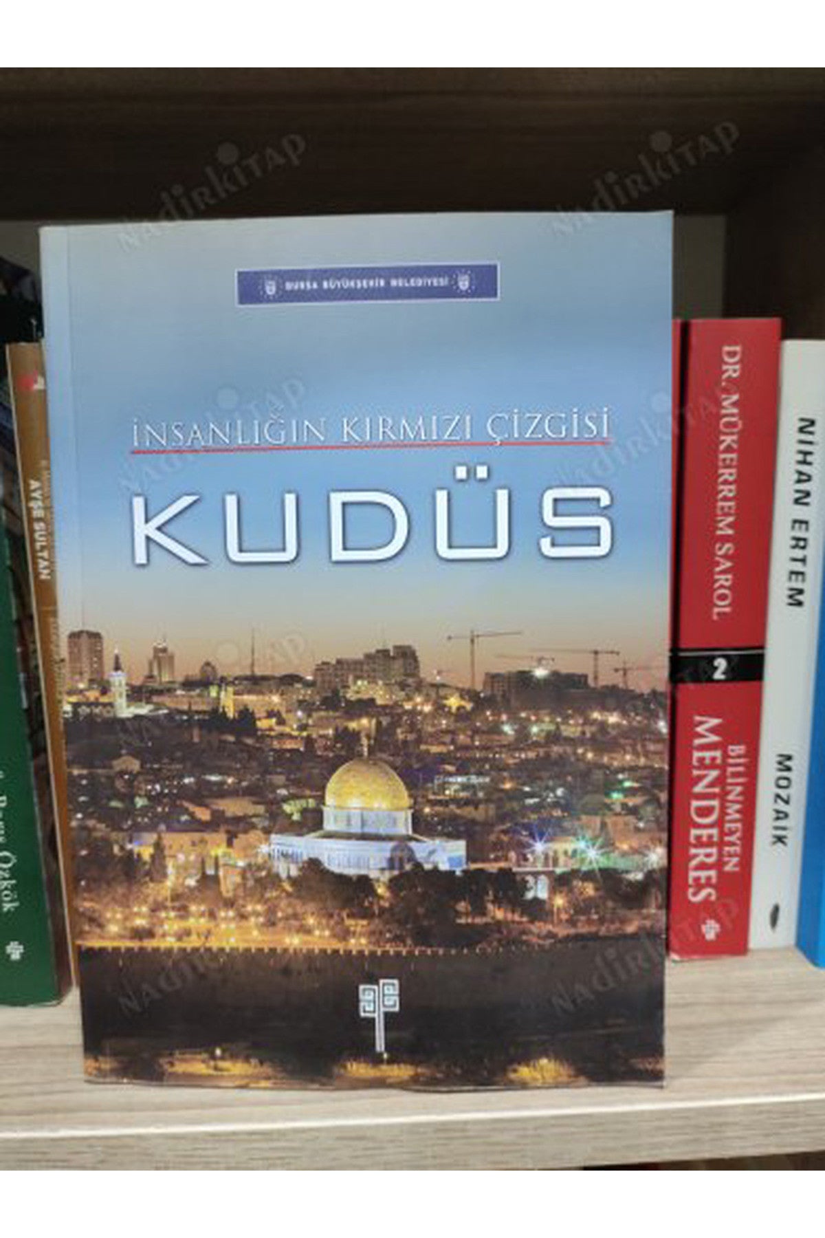 İnsanlığın Kırmızı Çizgisi Kudüs kitap kapağı