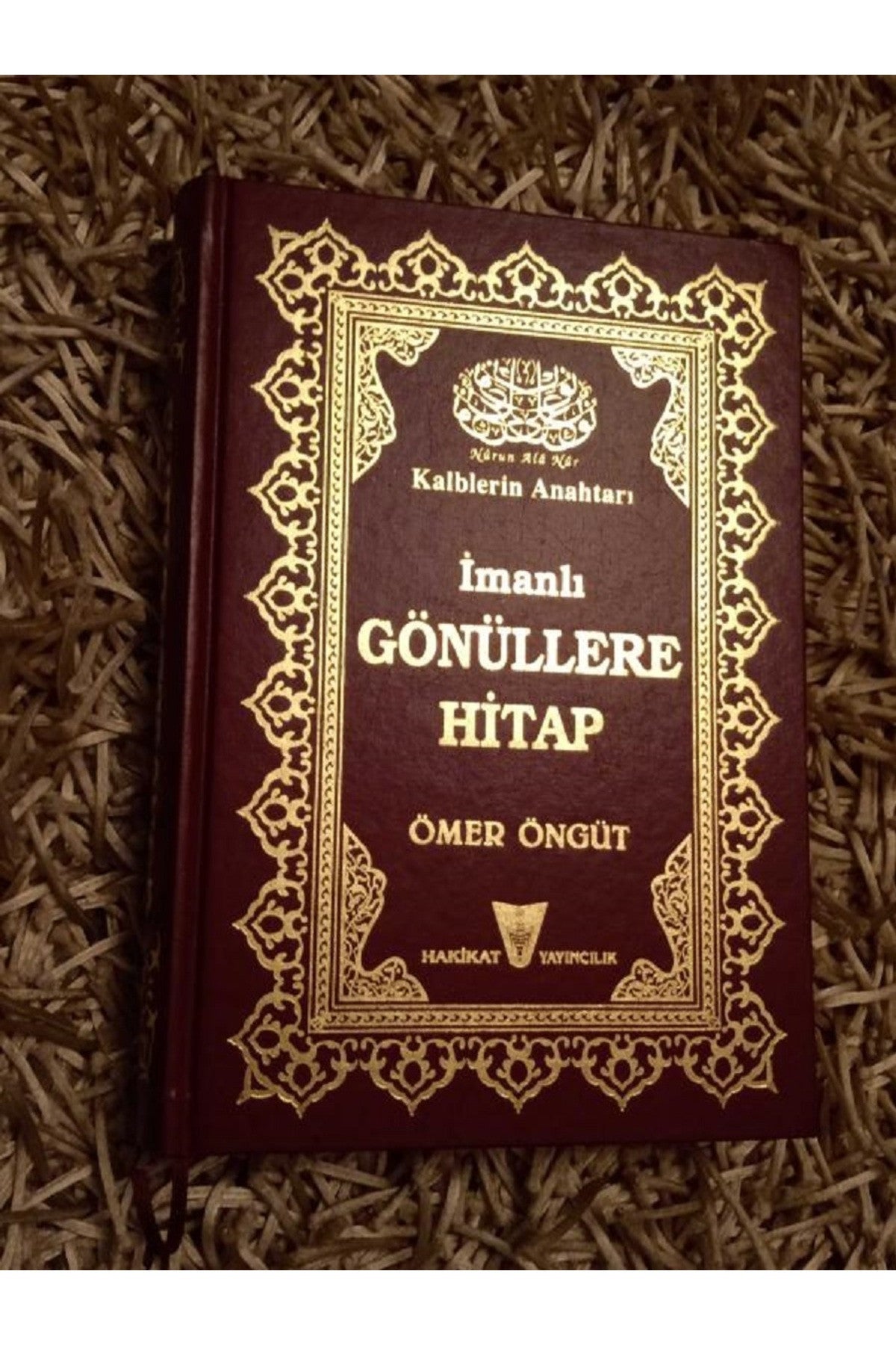 Kalblerin Anahtarı İmanlı Gönüllere Hitap Ömer Öngüt kitap kapağı