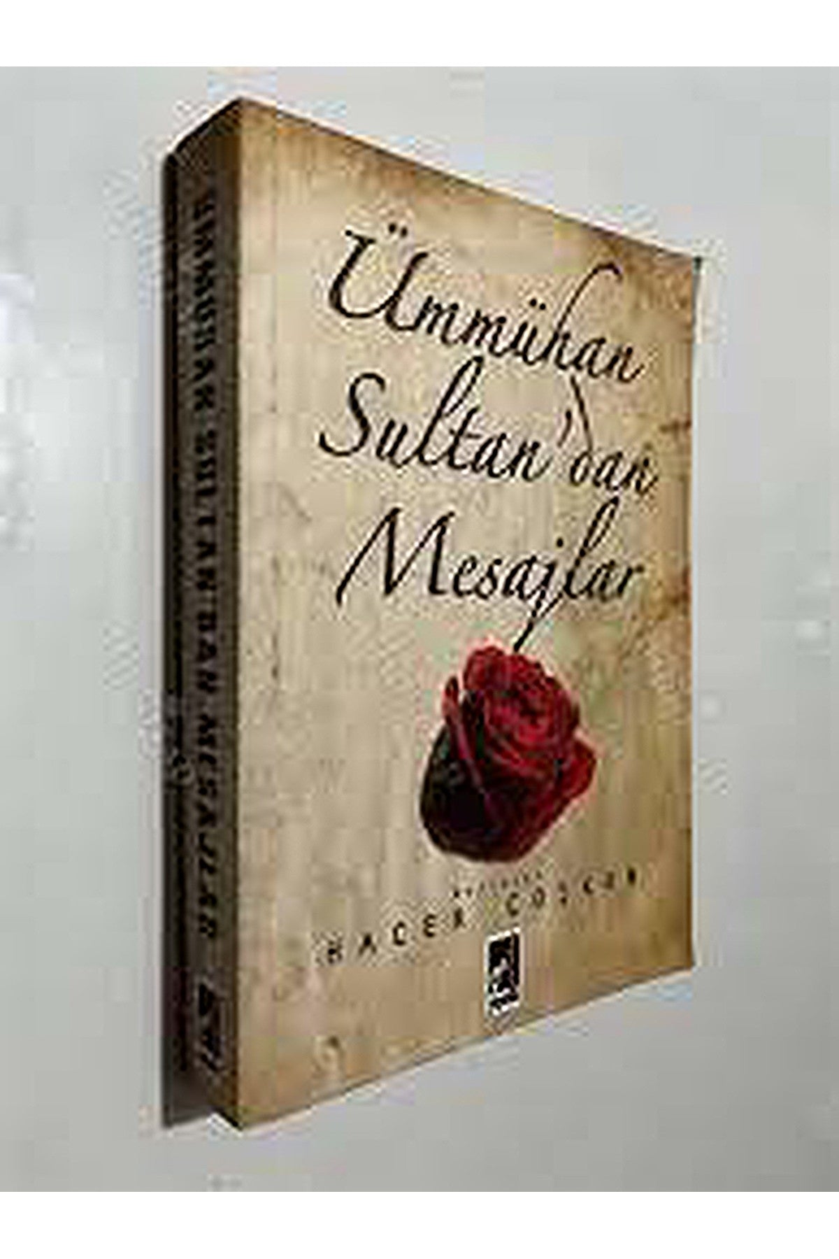 Ümmühan Sultan'Dan Mesajlar-Hacer Coşkun kitap kapağı