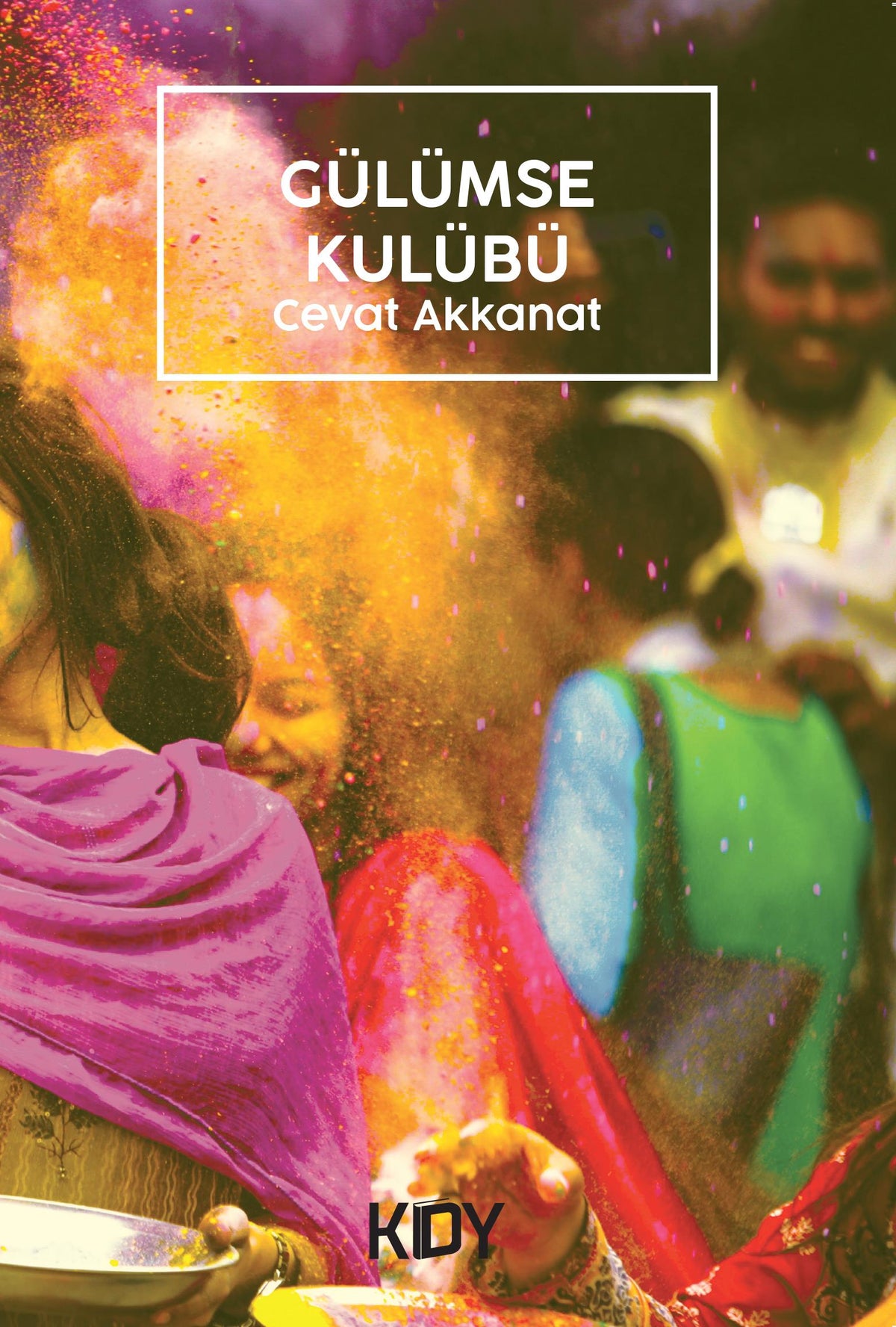 Gülümse Kulübü - Cevat Akkanat kitap kapağı