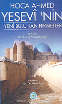 Hoca Ahmed Yesevi' nin Yeni Bulunan Hikmetleri 42-C-22 - Metin Akar kitap kapağı