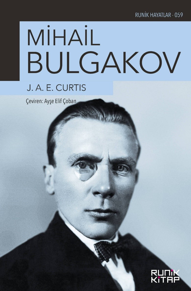 Mihail Bulgakov - J. A. E. Curtis kitap kapağı