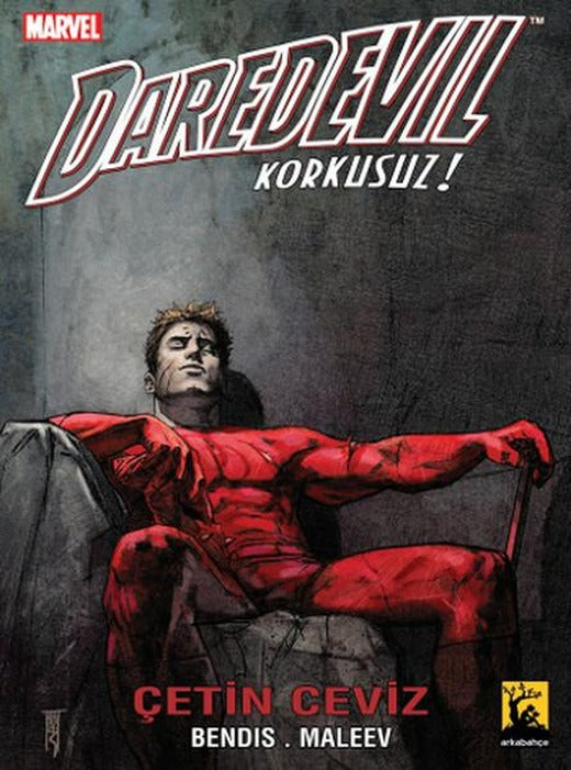 Daredevil 4 - Çetin Ceviz | Arka Bahçe Yayıncılık (İnce Kapak)