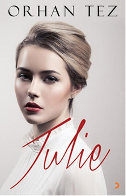 Julie | Cinius - Roman Dizisi (İnce Kapak)