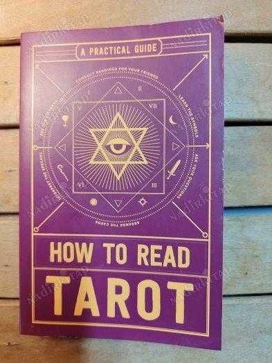 How to Read Tarot: A Practical Guide - Adams Media kitap kapağı