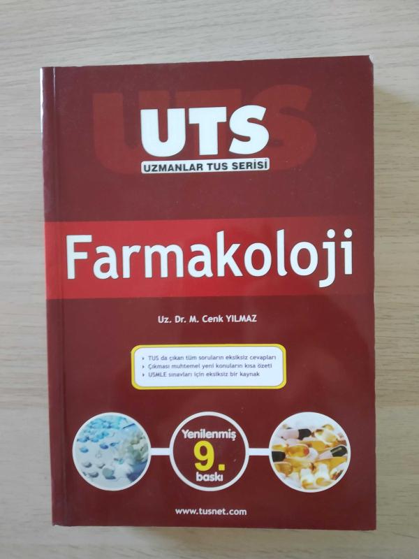 Uzmanlar Tus Serisi Farmakoloji Konu Kitabı - DR. M. CENK YILMAZ kitap kapağı