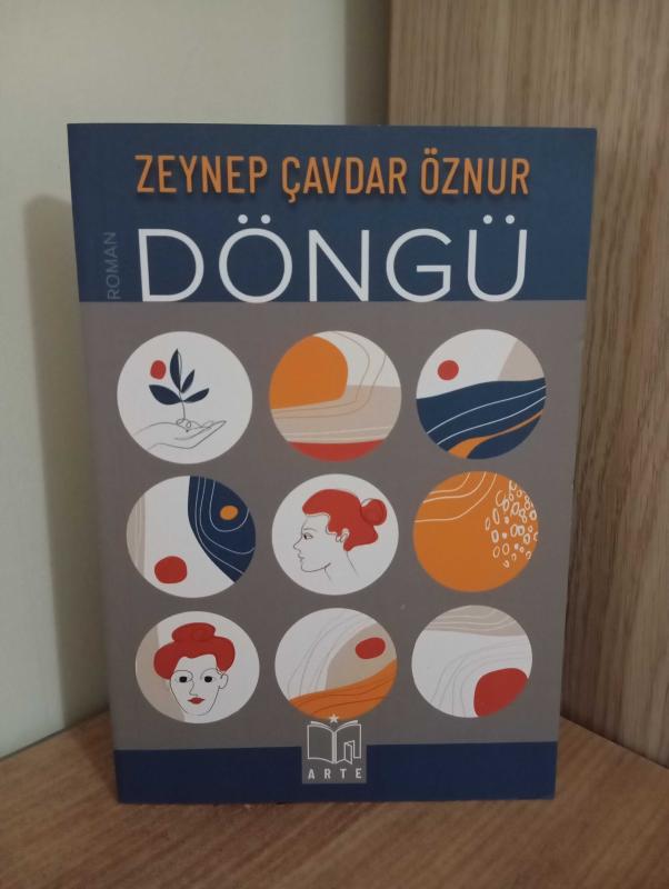 Döngü - Zeynep Çavdar Öznur kitap kapağı