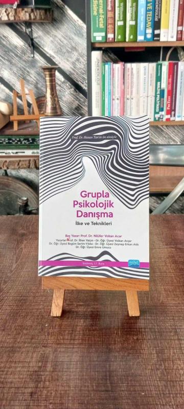 Grupla Psikolojik Danışma İlke ve Teknikleri - Nilüfer Voltan Acar kitap kapağı