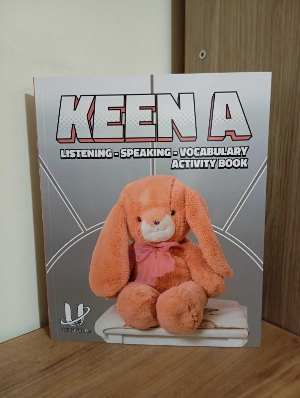 Keen A Listening-Speaking-Vocabulary Activity Book / UNIVERSAL ELT - Karen MILES kitap kapağı