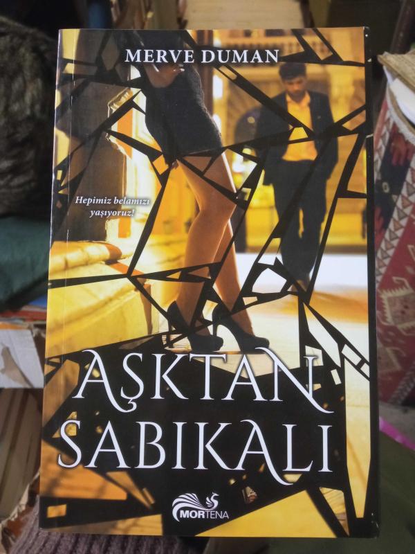 Aşktan Sabıkalı - Merve Duman kitap kapağı