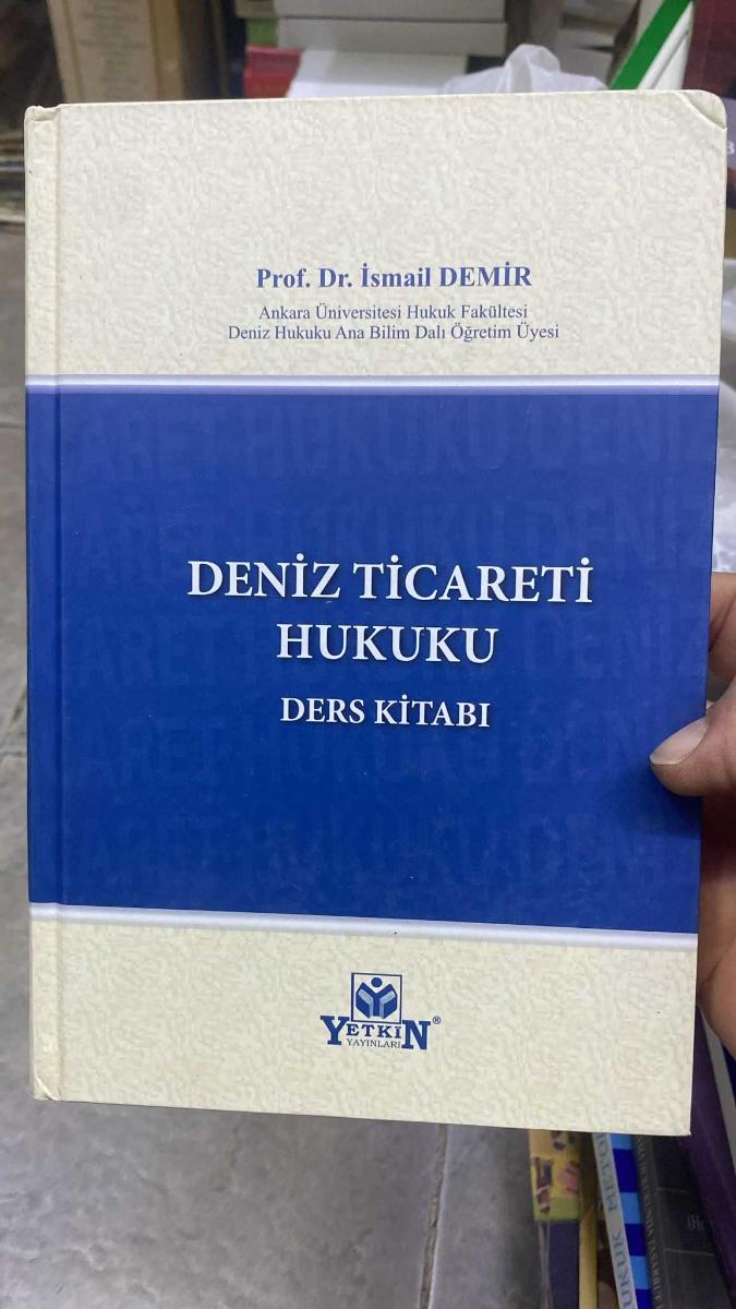 Deniz Ticareti Hukuku Ders Kitabı İSMAİL DEMİR - İSMAİL DEMİR kitap kapağı