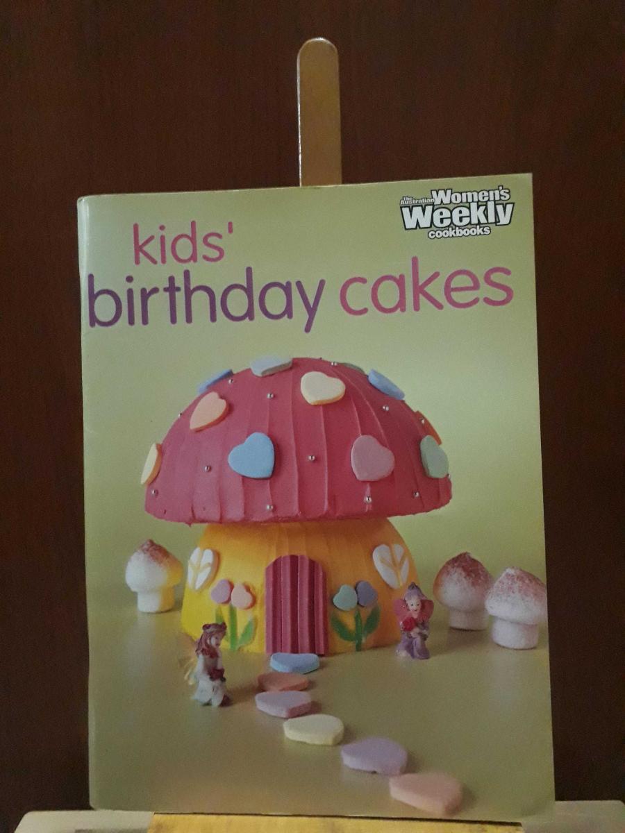The Australian Women's Weekly Kids' Birthday Cakes - Kollektif kitap kapağı