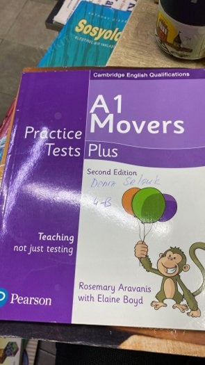 Cambrıdge Englısh Qualıfıcatıons A1 Movers Practıce Tests Plus Teachıng Not Just Testıng Second Edıtıon - ROSEMARY ARAVANİS kitap kapağı