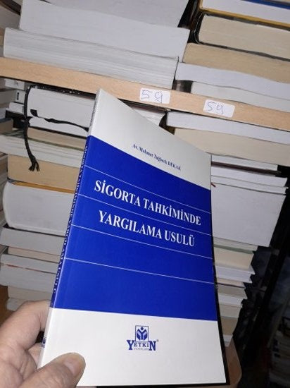 Sigorta Tahkiminde Yargılama Usulü - Mehmet Tuğberk DEKAK kitap kapağı