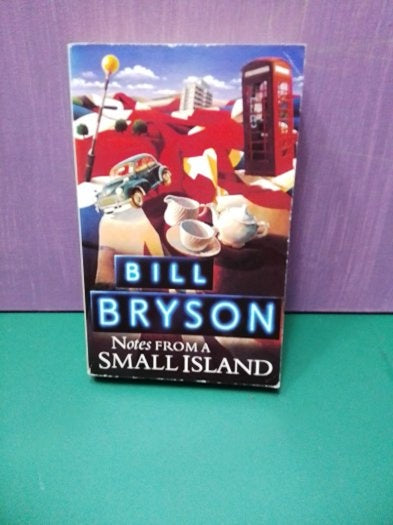 Notes From A Small Island - Bill Bryson kitap kapağı