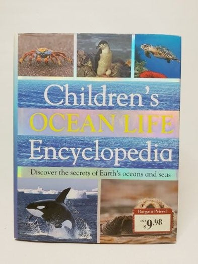 Children's Ocean Life Encyclopedia - Hardcover - Sally Morgan kitap kapağı