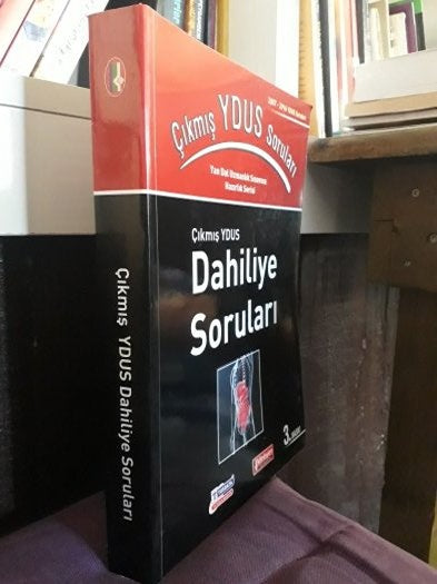ÇIKMIŞ YDUS DAHİLİYE SORULARI 2007-2016 YDUS SORULARI 3.baskı - ALİ KOŞAR - ZEKAVER ODABAŞI kitap kapağı