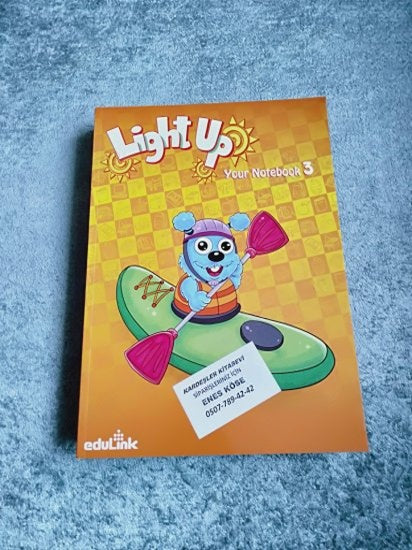 Light Up 3 Your Notebook 3 - Ed. Görkem Kankavi kitap kapağı