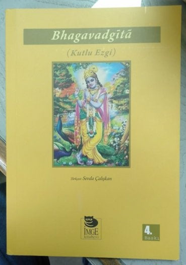 Bhagavad Gita - Kutlu Ezgi İmge Kitabevi Yayınları - Sevda Çalışkan kitap kapağı