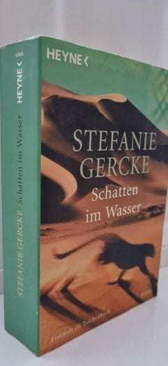 Schatten im Wasser - Stefanie Gercke kitap kapağı