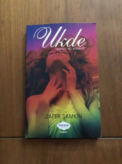 Ukde - Zafer Şamkin kitap kapağı