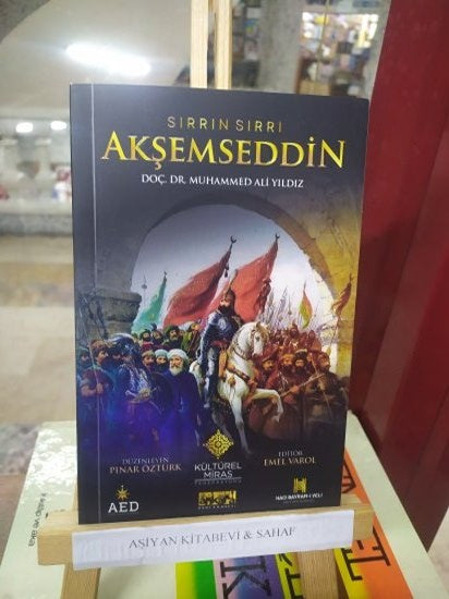 Akşemseddin - Sırrın Sırrı - Doç. Dr. Muhammed Ali Yıldız kitap kapağı