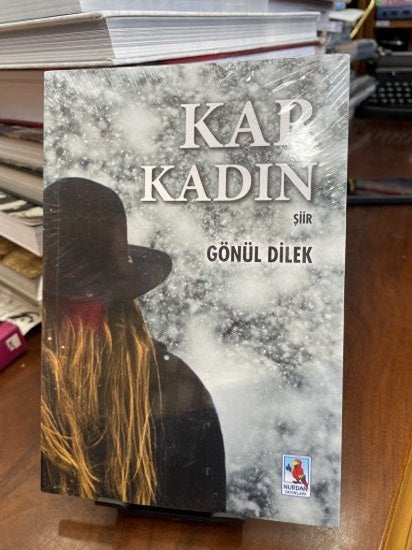 Kar Kadın - Gönül Dilek kitap kapağı