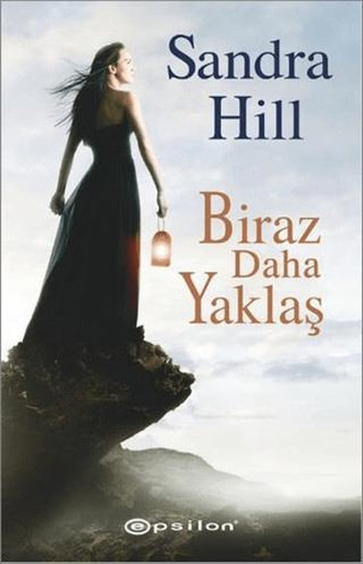 Biraz Daha Yaklaş | Epsilon Yayınevi (Ciltsiz)