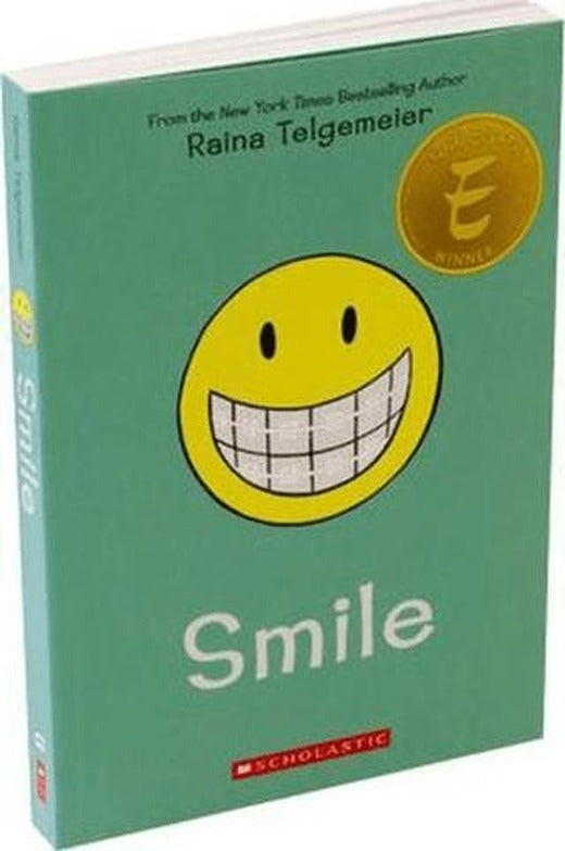 Smile | Scholastic (Ciltsiz)