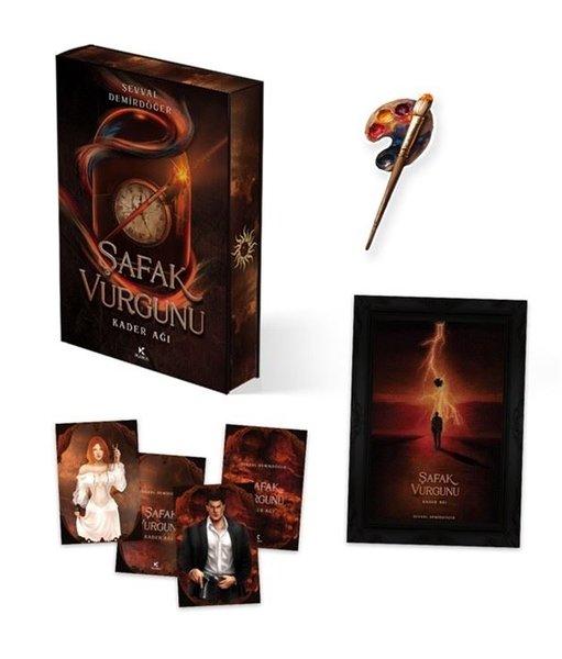 Şafak Vurgunu Cilt 1 - Kader Ağı - Kenar Boyamalı | Pukka Yayınları (Ciltli)  - Resim 1