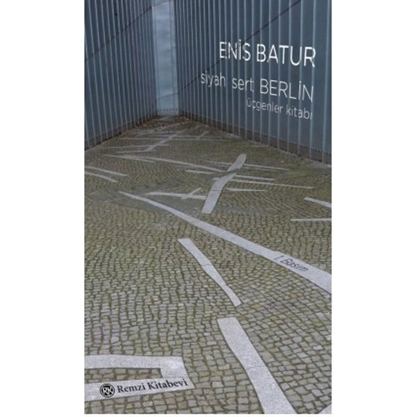Siyah Sert Berlin | Remzi Kitabevi
