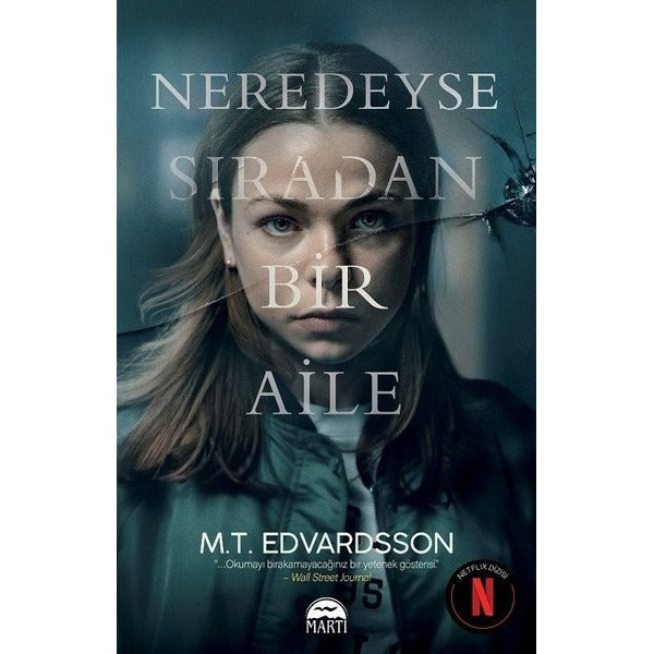 Neredeyse Sıradan Bir Aile | Martı Yayınları