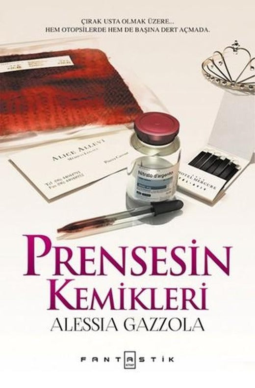 Prensesin Kemikleri | Fantastik Kitap (Ciltli)
