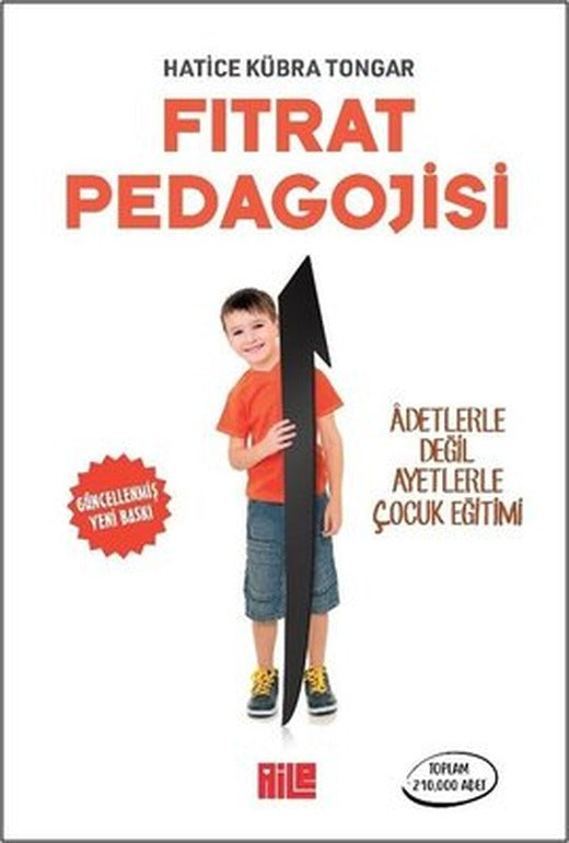 Fıtrat Pedagojisi - Adetlerle Değil Ayetlerle Çocuk Eğitimi | Aile Yayınları (İnce Kapak)