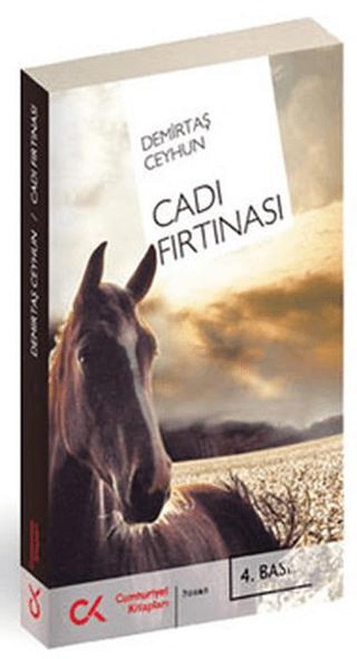 Cadı Fırtınası | Cumhuriyet Kitapları (Ciltsiz)