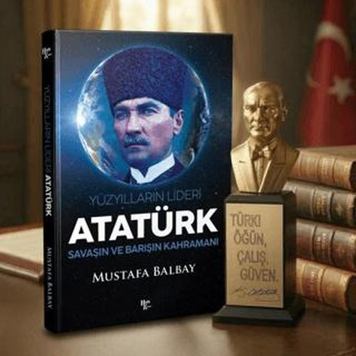 Yüzyılların Lideri Atatürk ve Atatürk Büstü | Halk Kitabevi (Ciltsiz)