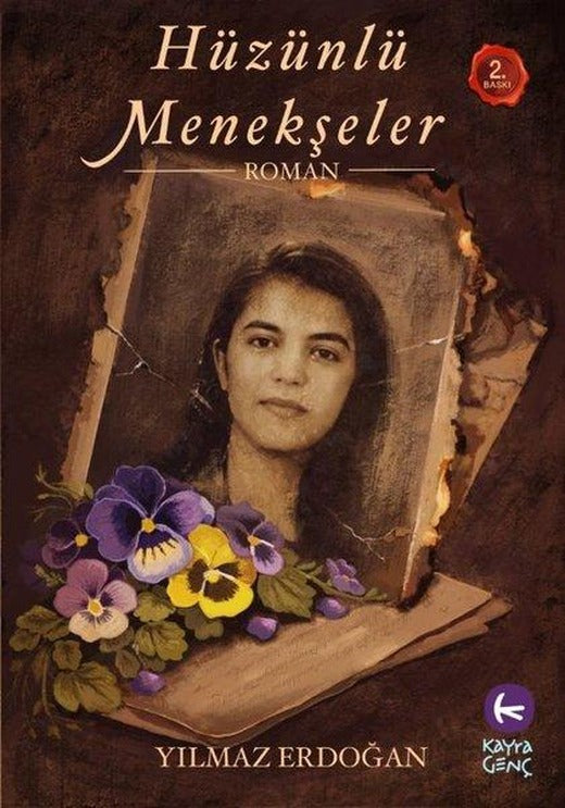 Hüzünlü Menekşeler | Kayra Genç (İnce Kapak)